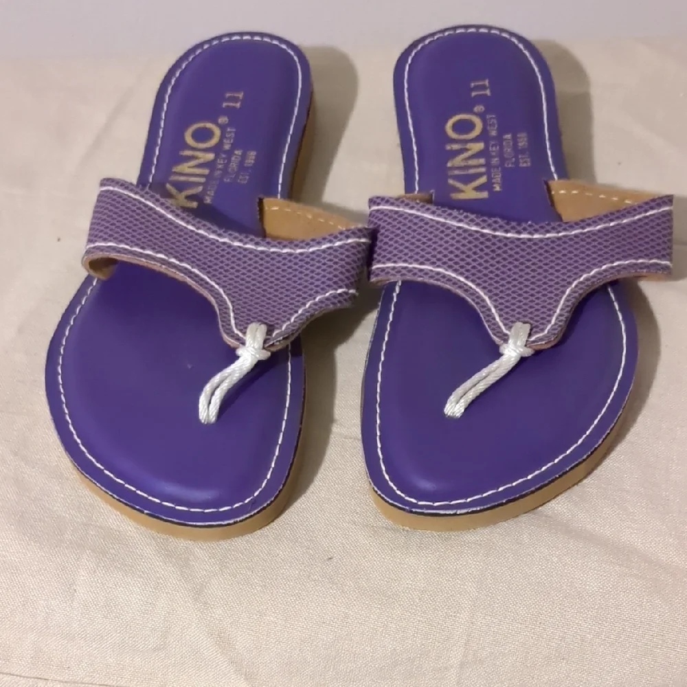 Kino Sandals Women’s Size 11 Purple Leather Flip Flop Thong Sandals Made in Key